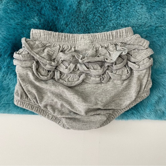 Old Navy Baby Girl Bloomer Size 6-12 Months - Picture 5 of 5